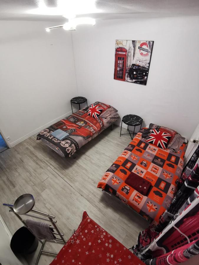 Au Nid De Bed & Breakfast 3*