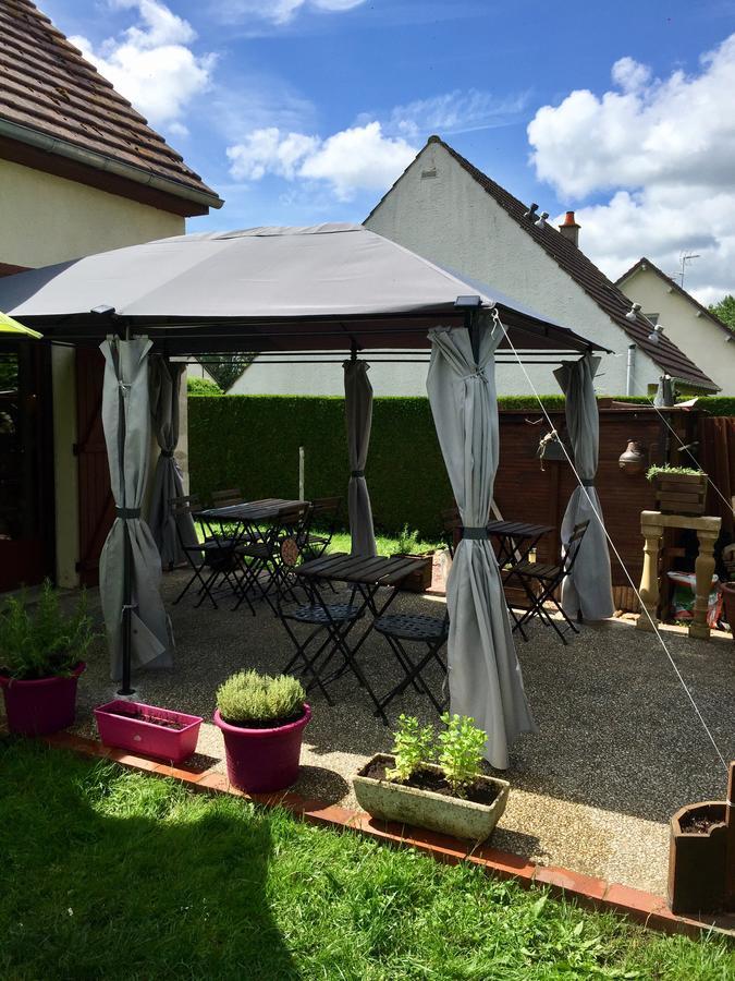 Au Nid De Bed & Breakfast Tillé
