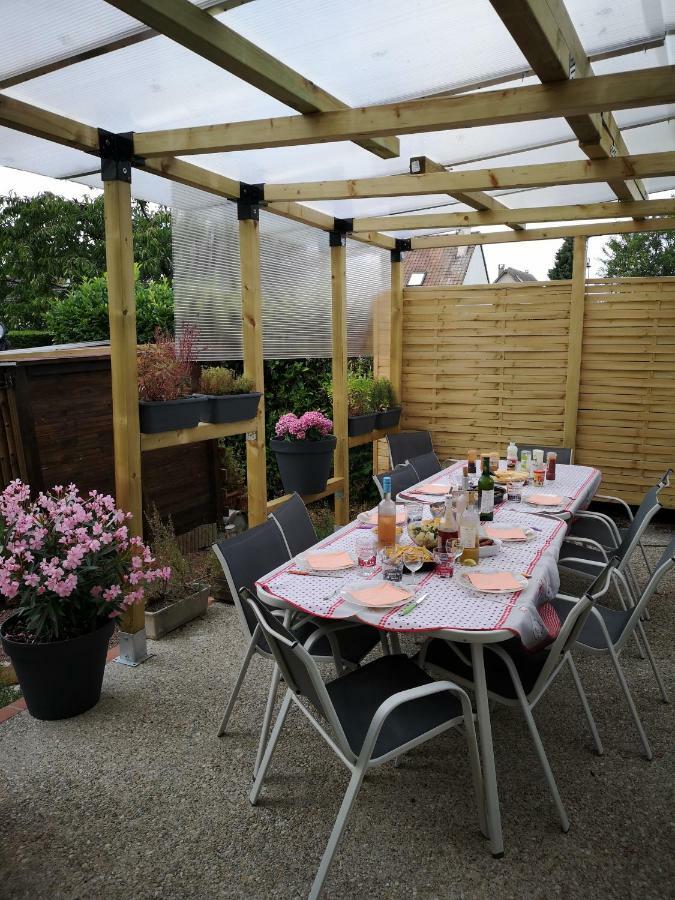 Au Nid De Bed & Breakfast 3*